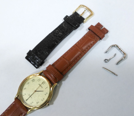 腕時計ベルト交換の修理依頼を受けたSEIKO DOLCE(セイコー ドルチェ)のオリジナルバックルを新しいベルトに移植した様子